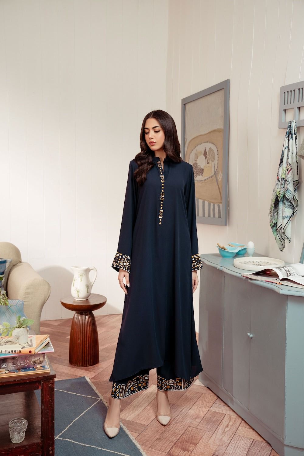 Lunaa Embroidered 2pc